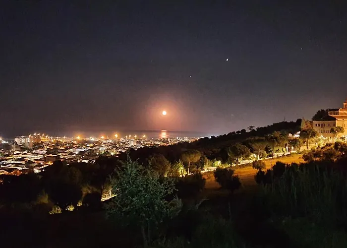 Lida Apartment, In Collina Con Ampio Terrazzo E Vista Mare Σπίτι διακοπών *
