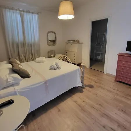 Holiday home Lida Apartment, In Collina Con Ampio Terrazzo E Vista Mare Giulianova