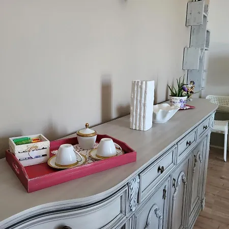 Lida Apartment, In Collina Con Ampio Terrazzo E Vista Mare