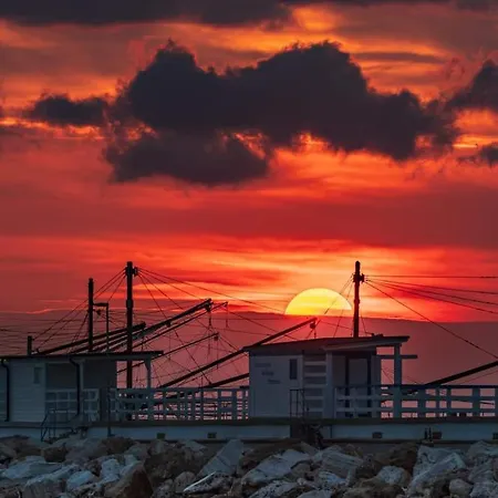 Lida Apartment, In Collina Con Ampio Terrazzo E Vista Mare Holiday home