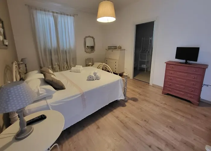Ferienhaus Lida Apartment, In Collina Con Ampio Terrazzo E Vista Mare Giulianova