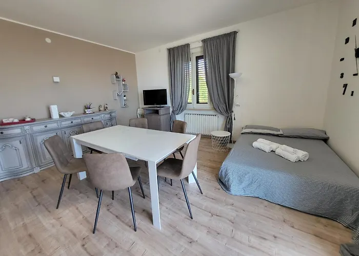 Lida Apartment, In Collina Con Ampio Terrazzo E Vista Mare Casa vacanze Giulianova